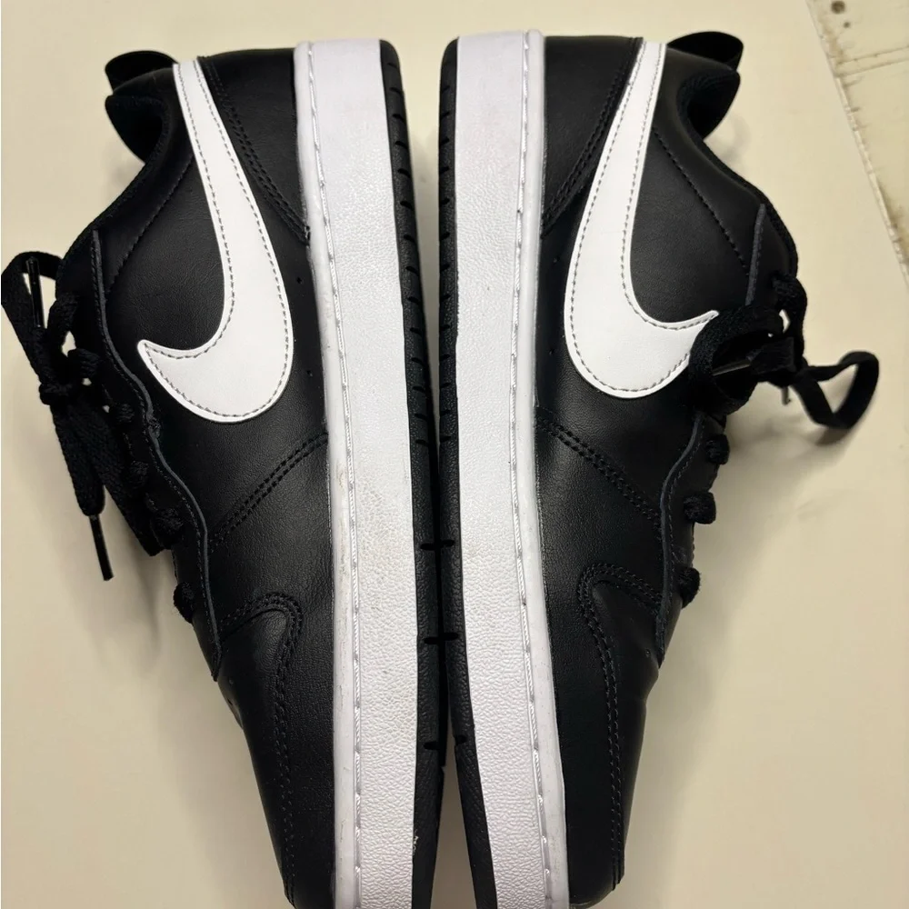 Nike Court Borough Low 2 Sneakers Black White Size Youth 7 Womens 8.5 Mens 7